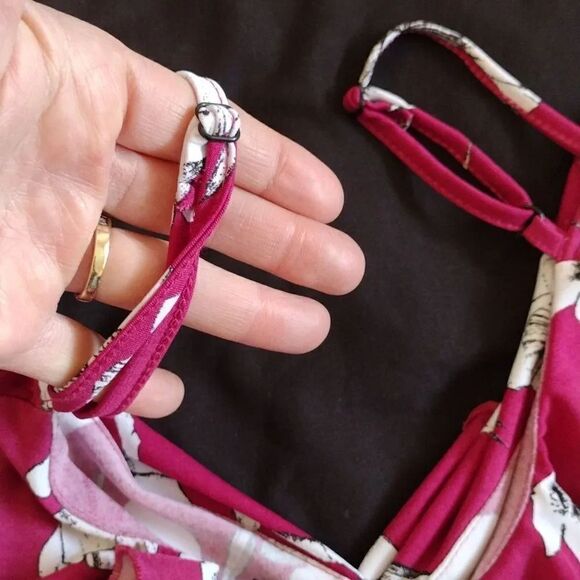 Heart Soul Pink White Floral Ruffled Cold Shoulder Surplice Bodysuit XL - Picture 10 of 14